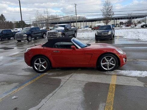 Used 2009 Saturn Sky w/ Premium Trim Package image 9