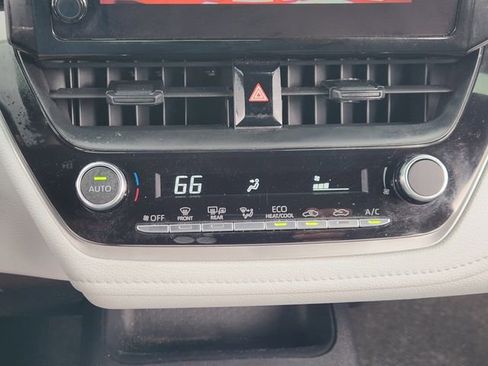 Used 2024 Toyota Corolla SE FWD image 14