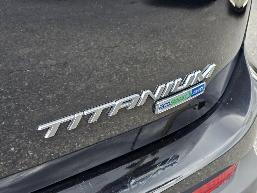Used 2017 Ford Edge Titanium AWD/4WD image 10