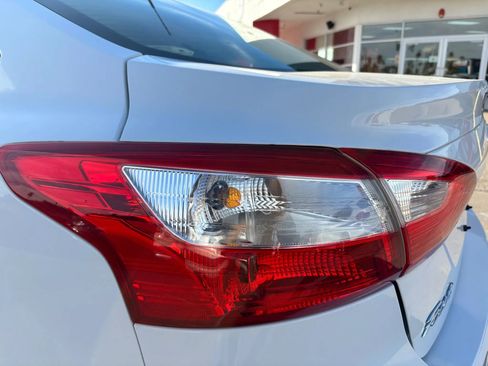 Used 2014 Ford Focus SE image 38