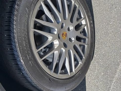 Used 2016 Porsche Cayenne S image 39