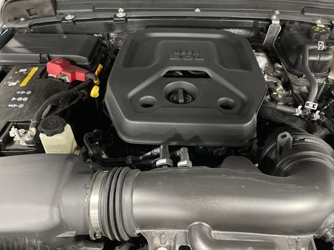 Used 2025 Jeep Wrangler Sahara w/ Safety Group image 16