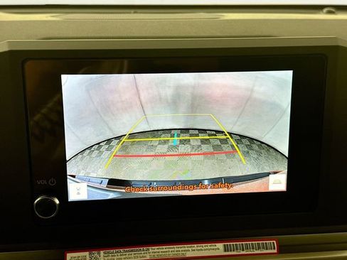 Used 2025 Toyota Tacoma TRD Off-Road image 13