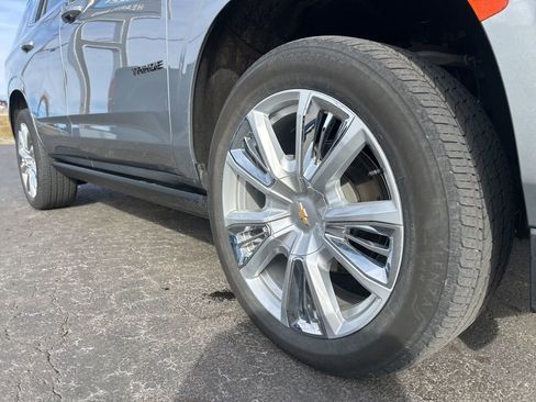 Used 2024 Chevrolet Tahoe High Country image 11