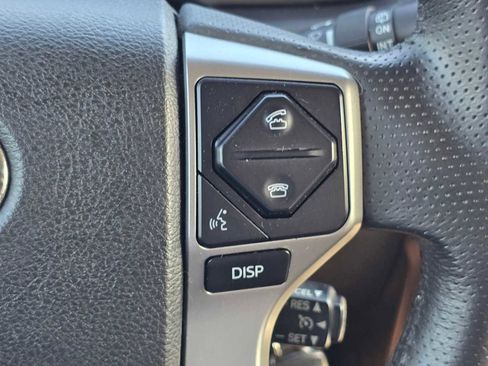 Certified 2019 Toyota 4Runner SR5 AWD/4WD image 32