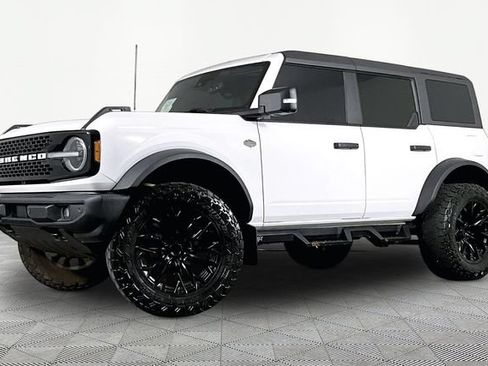 Used 2022 Ford Bronco Wildtrak AWD/4WD image 1