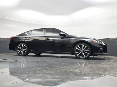 Used 2021 Nissan Altima 2.5 SR FWD image 33