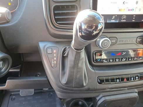 Used 2025 RAM ProMaster 2500 w/ Premium Convenience Group image 14