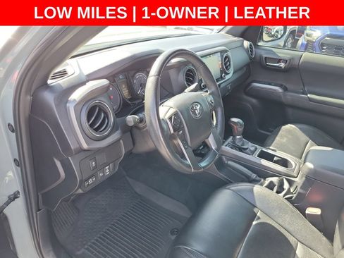 Used 2023 Toyota Tacoma TRD Off-Road w/ Black Out Package (TMS) AWD/4WD image 19