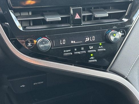 Used 2023 Toyota Camry SE w/ Convenience Package image 23