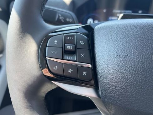 Certified 2025 Ford Explorer Platinum w/ LUX Leather Package AWD/4WD image 10