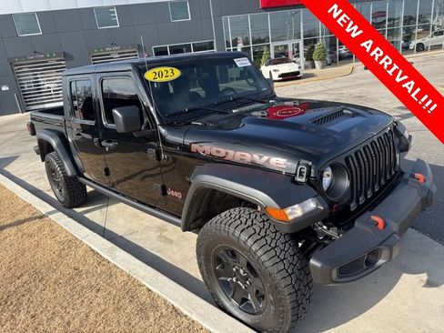 Used 2023 Jeep Gladiator Mojave w/ Cold Weather Group image 3