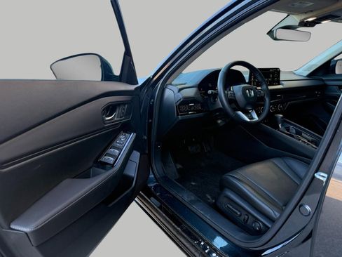 Used 2025 Honda Accord Touring image 17