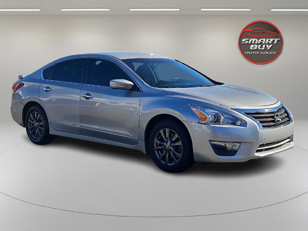 Used 2015 Nissan Altima 2.5 S w/ Special Edition Package FWD image 4