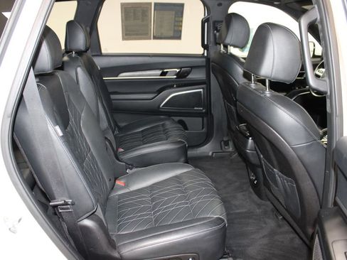 Used 2023 Kia Telluride SX Prestige X-Line image 33