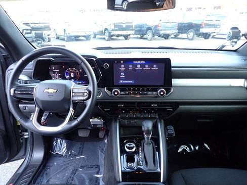 Used 2024 Chevrolet Colorado LT w/ LT Convenience Package II image 17