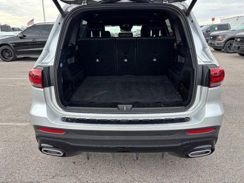 Used 2020 Mercedes-Benz GLB 250 4MATIC image 4