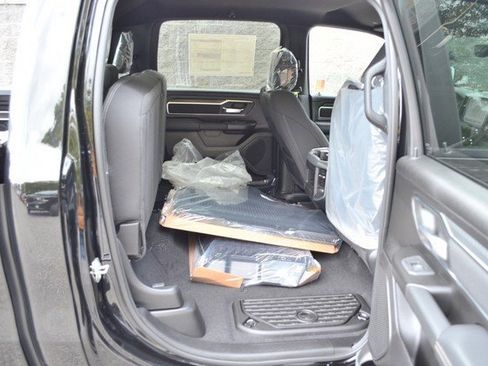 New 2025 RAM 1500 Big Horn image 32