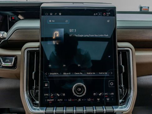 Used 2026 GMC Yukon XL Denali Ultimate image 25