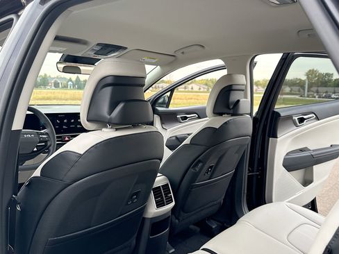 New 2026 Kia Sportage EX image 6