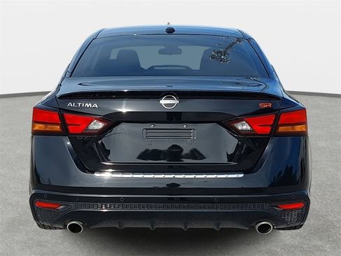 Used 2023 Nissan Altima 2.5 SR image 6