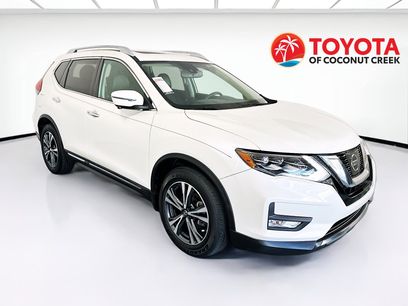 Used 2017 Nissan Rogue SL w/ SL Premium Package