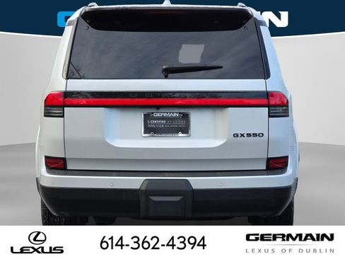 Certified 2024 Lexus GX 550 w/ Accessory Package (31) image 12
