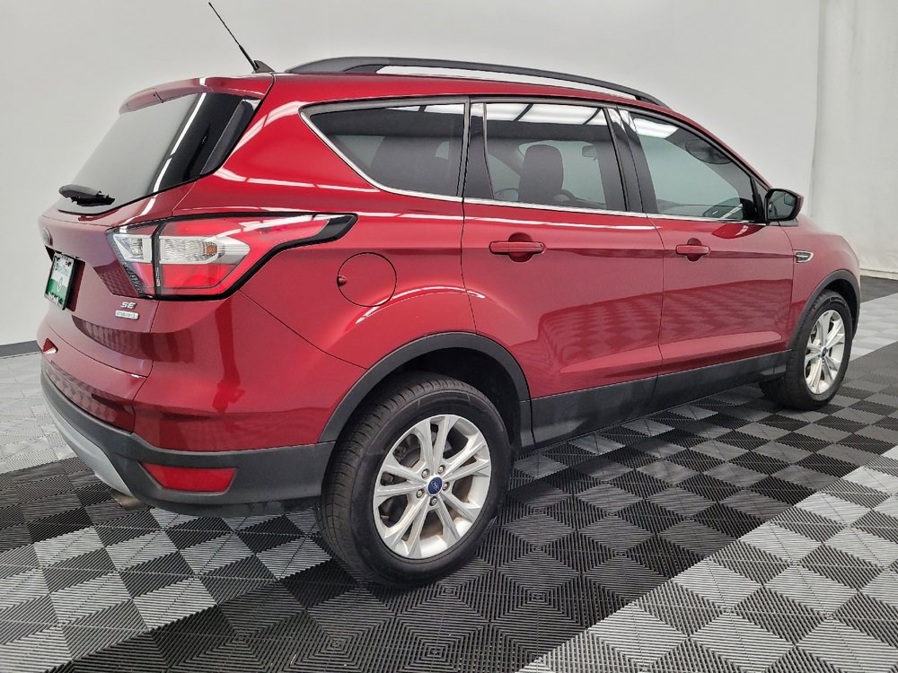 Used 2018 Ford Escape SE w/ SE Sync 3 Package FWD image 10