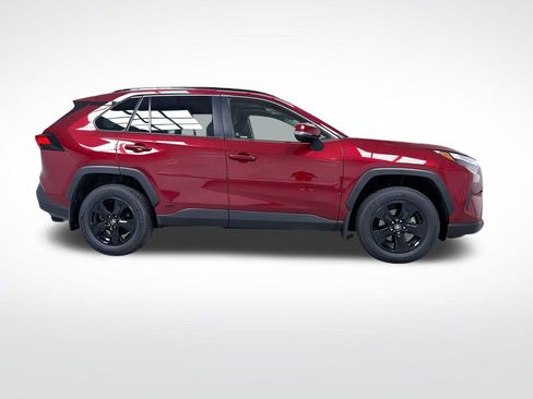 Used 2025 Toyota RAV4 XLE w/ Convenience Package AWD/4WD image 10