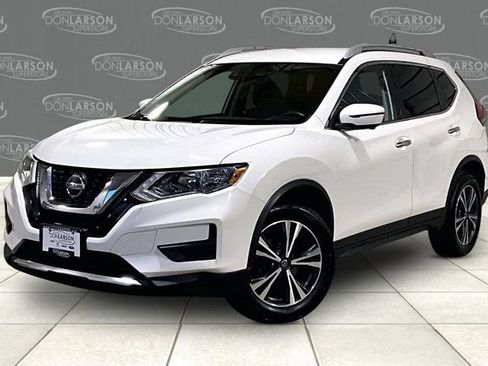 Used 2020 Nissan Rogue AWD image 3