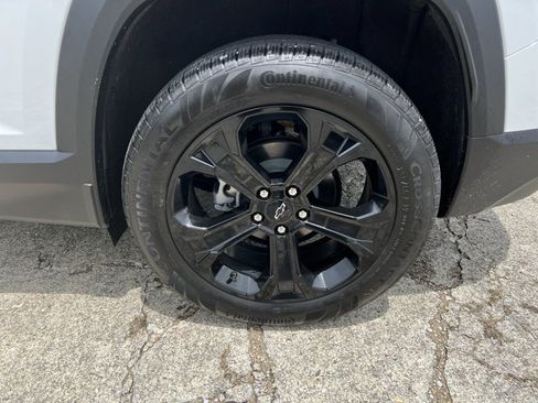 Used 2025 Chevrolet Equinox LT w/ Midnight Edition FWD image 33