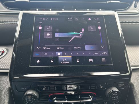 New 2025 Jeep Grand Cherokee Altitude image 50