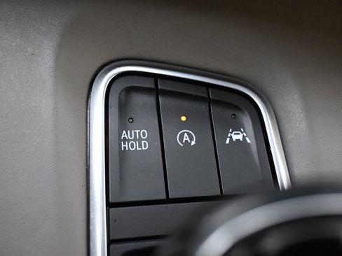 Used 2022 Cadillac Escalade Sport Platinum w/ LPO, Floor Liner Package AWD/4WD image 36