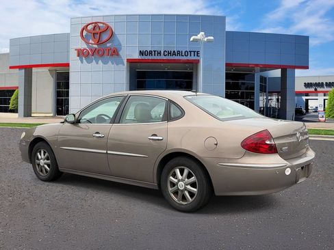 Used 2007 Buick LaCrosse CXL w/ Driver Confidence Package FWD image 4