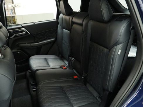 New 2026 Mitsubishi Outlander SEL FWD image 25