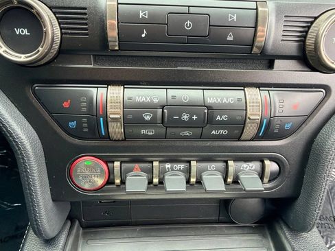Used 2020 Ford Mustang Shelby GT350 w/ Technology Package RWD image 27