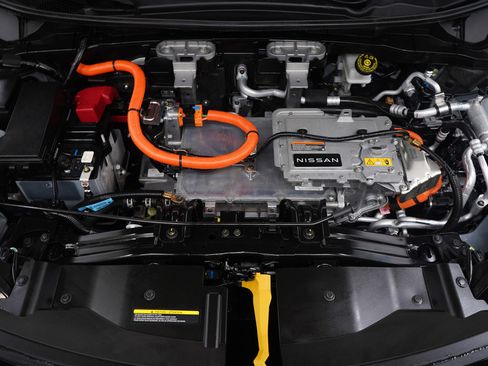 Used 2024 Nissan Ariya ENGAGE+ e-4ORCE image 33