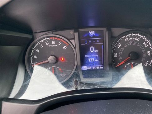 Used 2020 Toyota Tacoma SR w/ SR Convenience Package image 15