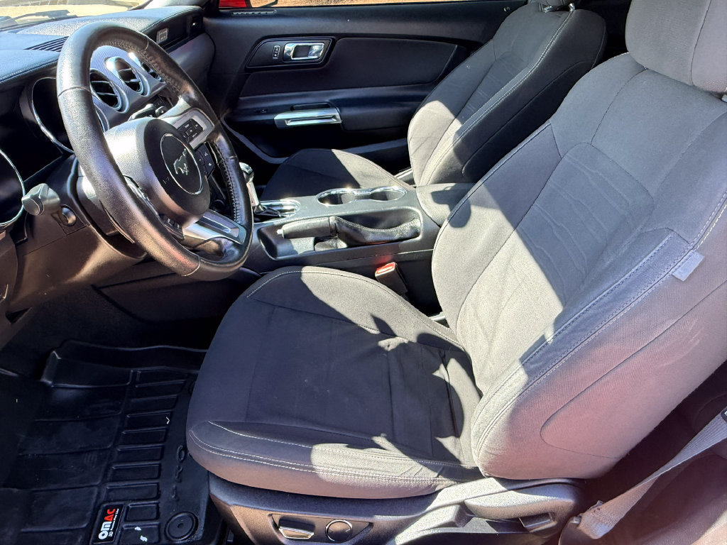 Used 2017 Ford Mustang GT RWD image 17