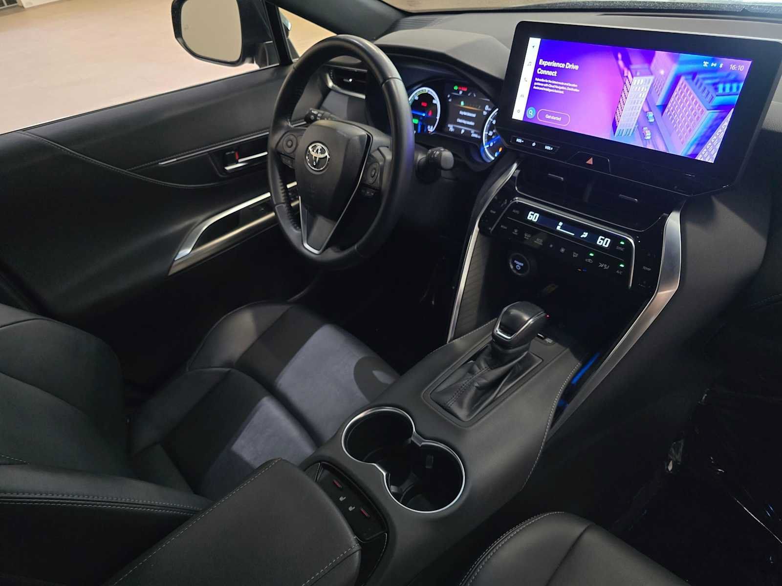 Certified 2023 Toyota Venza Nightshade AWD/4WD image 30