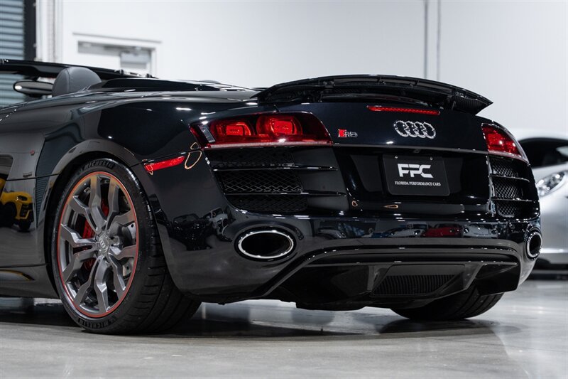 Used 2011 Audi R8 V10 AWD/4WD image 19