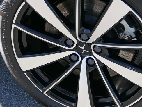 Used 2022 Polestar Polestar 2 w/ Plus Package image 27