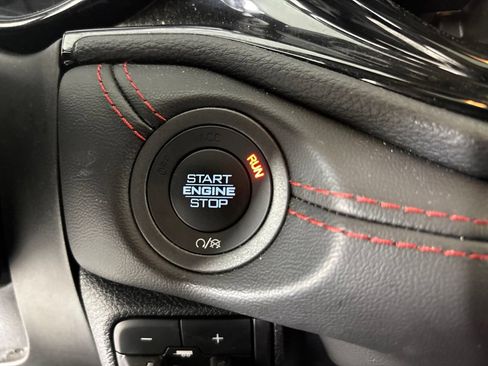 Used 2025 Dodge Durango GT AWD/4WD image 32