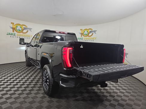 Certified 2025 GMC Sierra 3500 Denali Ultimate AWD/4WD image 33