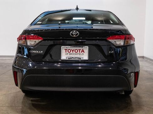 Used 2024 Toyota Corolla LE FWD image 8