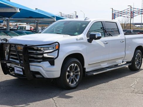 Used 2023 Chevrolet Silverado 1500 High Country w/ Technology Package image 6