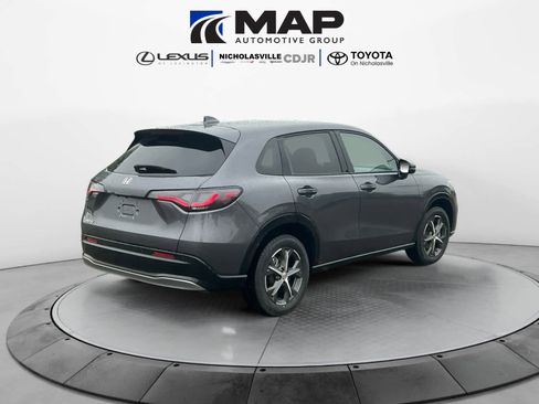 Used 2023 Honda HR-V EX-L image 6