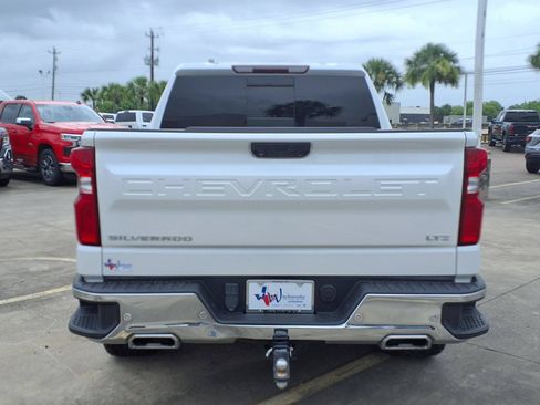 Used 2023 Chevrolet Silverado 1500 LTZ AWD/4WD image 6