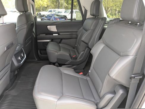 Certified 2025 Ford Expedition Max Active image 17