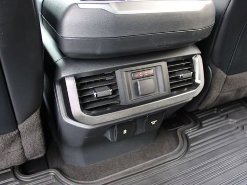 Used 2022 Ford F150 Platinum w/ Equipment Group 701A High image 21